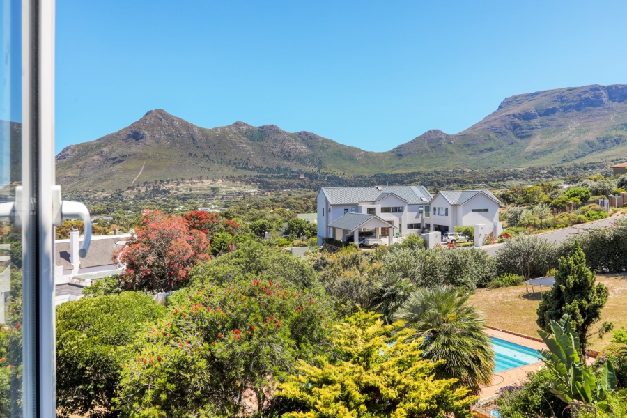 7 Bedroom Property for Sale in Crofters Valley Western Cape